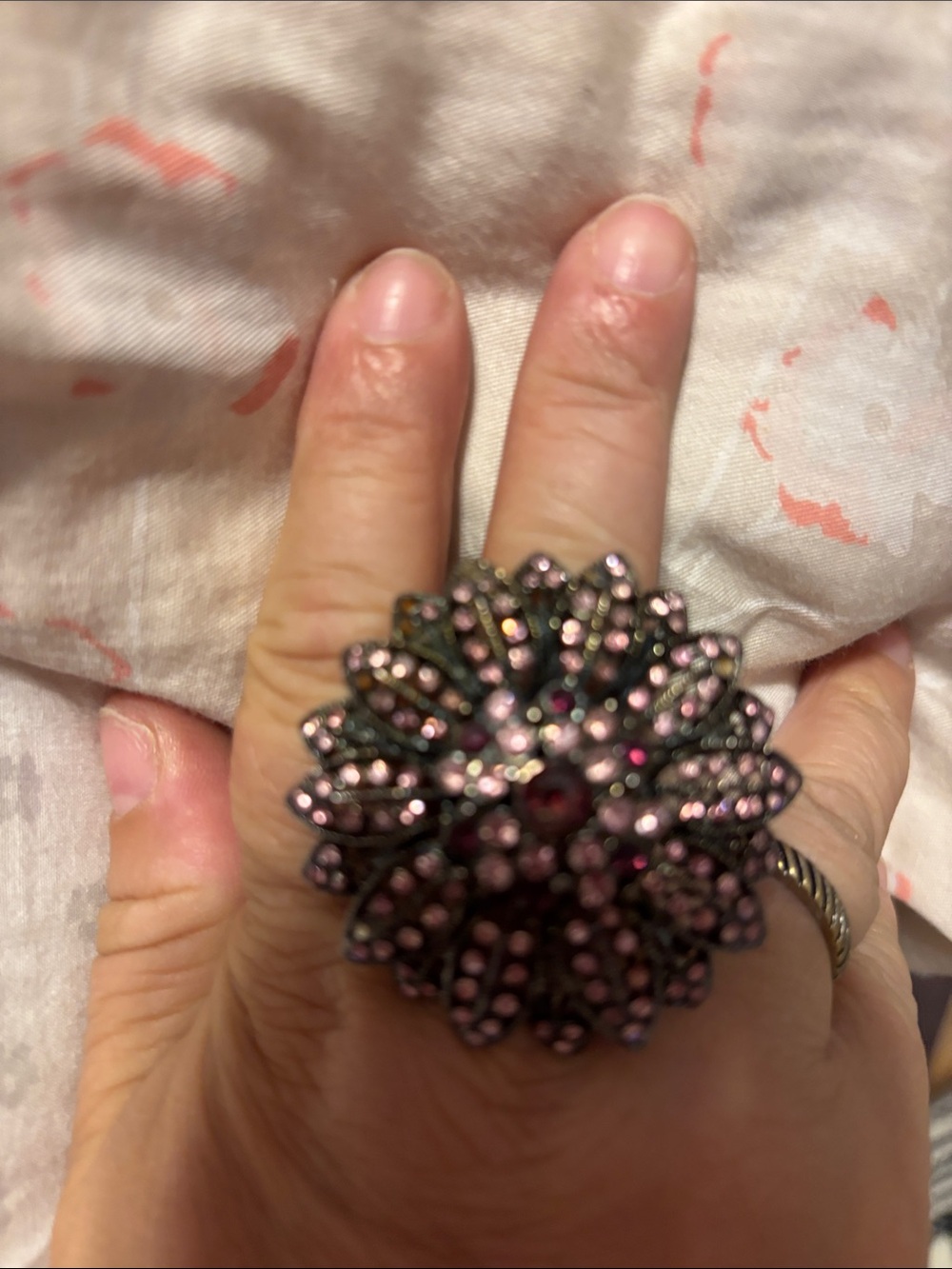 Vintage-Inspired Pink Crystal Flower Ring for Women